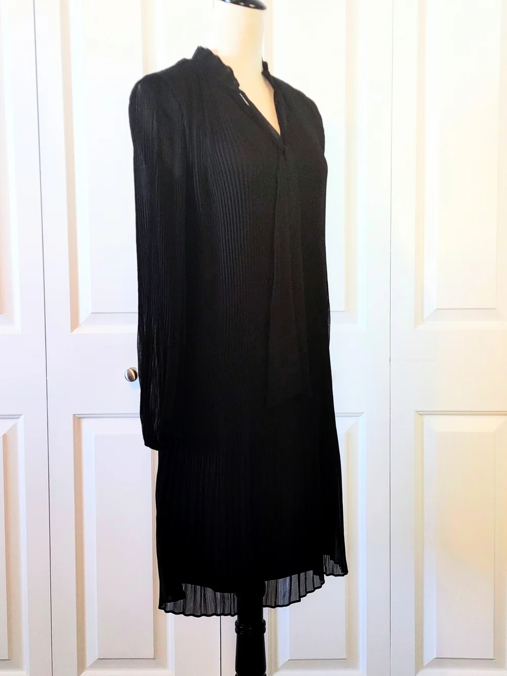 DKNY Black Pleated Tie-Neck Long Sleeve Dress